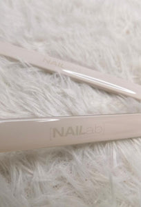 Pourquoi j’ai arrêté le vernis : mon expérience avec la lime en verre NAILab